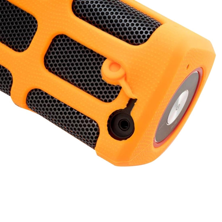 S772 2 in 1 10W Life Waterproof Portable Bluetooth Stereo Speaker / 5200mAh Power Bank, with Built-in MIC & Hanging Hook, Support Hands-free Calls & AUX IN, Bluetooth Distance: 10m