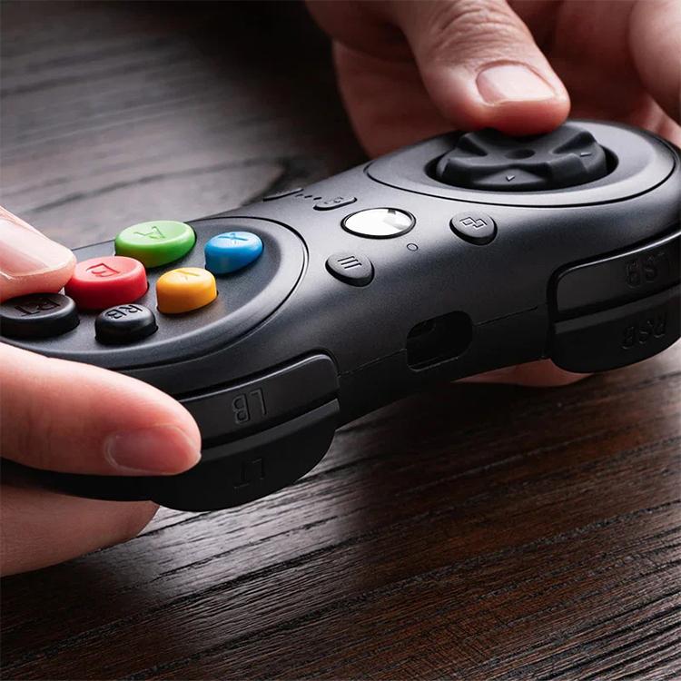 8BitDo M30 Wired Gamepad Xbox Version with Game Pass Card for Xbox / Windows