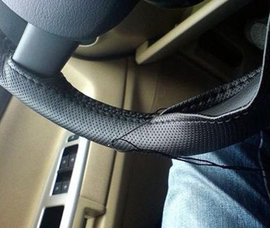 Leather Steering Wheel Cover With Needle and Thread, Size: 54x10.5cm