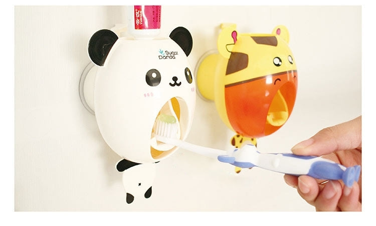 Cartoon Panda Lazy Automatic Aqueezing Toothpaste Device