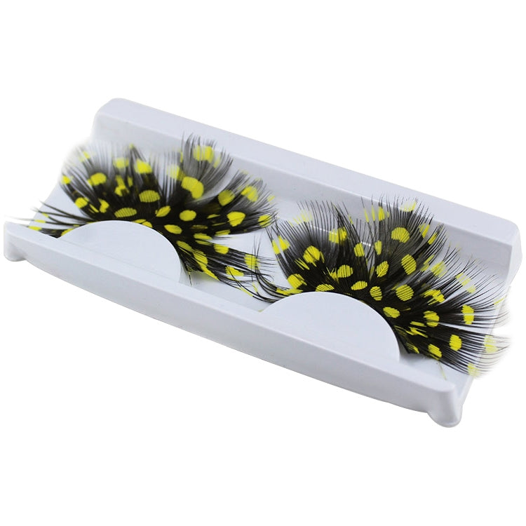 Pair of Spot Design Big Eyes False Eyelashes (Yellow + Black)