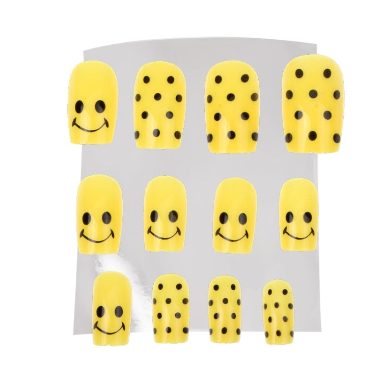 Smile Design Fake Nails