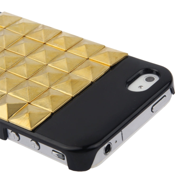 Diamond Style Golden Rivet Plastic Protective Case for iPhone 4 & 4S