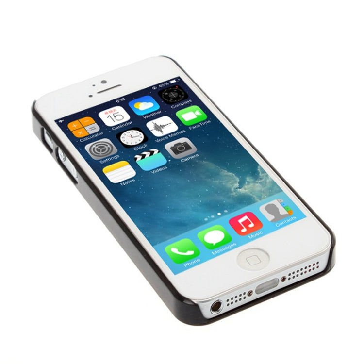 3D Diamond Rivets Skull Pattern Plastic Case for iPhone 5 & 5s & SE