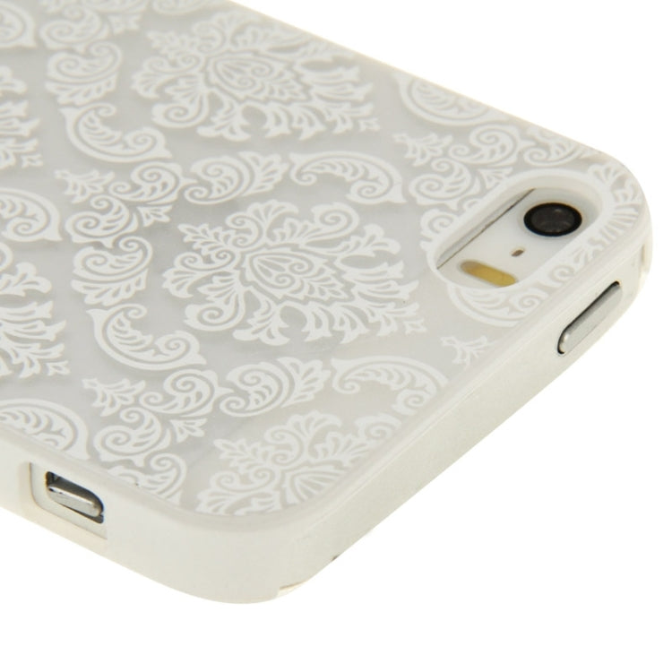 Retro Palace Embossed Flowers Pattern Protective Hard Case for iPhone 5 & 5S & SE