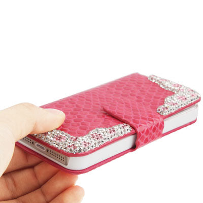 Diamond Encrusted Snakeskin Texture Horizontal Flip Leather Case with Credit Card Slots for iPhone 5 & 5S
