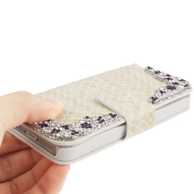 Diamond Encrusted Snakeskin Texture Horizontal Flip Leather Case with Credit Card Slots for iPhone 5 & 5S