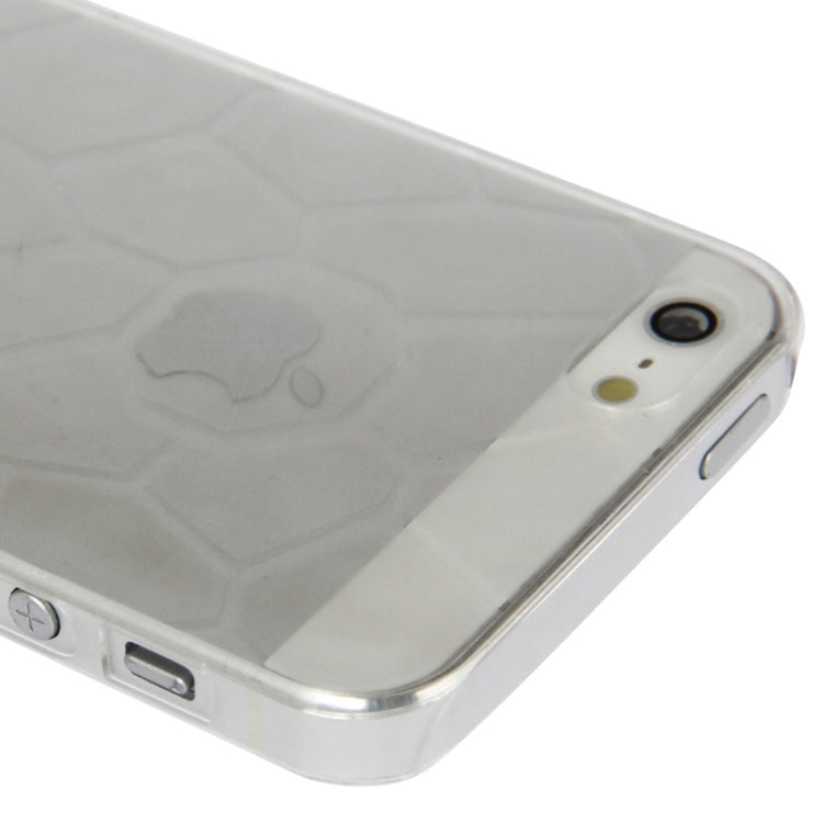0.7mm Ultra Thin Liquid Cubed Geometric Pattern Translucent Plastic Case for iPhone 5 & 5s & SE