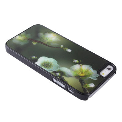 3D Effects Style Flowers Pattern Plastic Case for iPhone 5 & 5s & SE