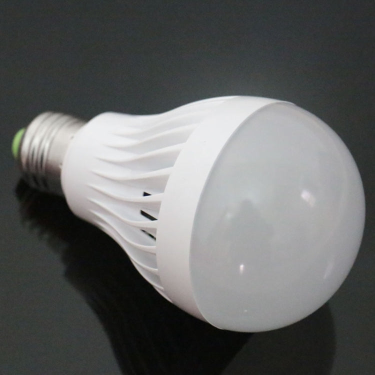 E27 5-7W Rechargeable LED Emergency Light Bulb, 30 LED SMD 2835, with Remote Control, AC 85V-265V