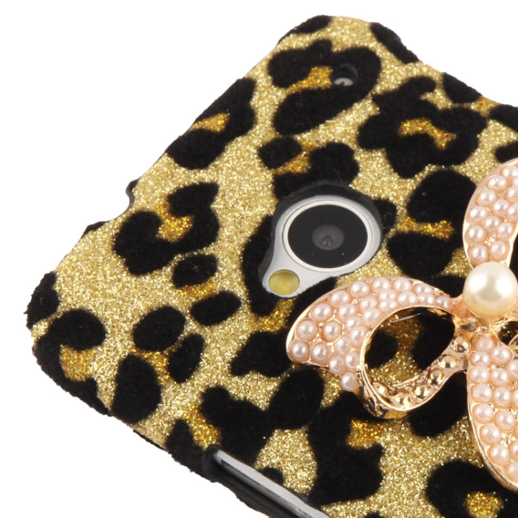 3D Pearl Bowknot Encrusted Leopard Pattern Shimmering Powder Plastic Case for HTC One / M7