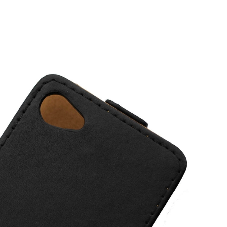 Khaki Lining Vertical Flip Magnetic Buckle PU Leather Case for Sony Xperia Z5 Compact / Z5 mini / E5803 / E5823(Black)