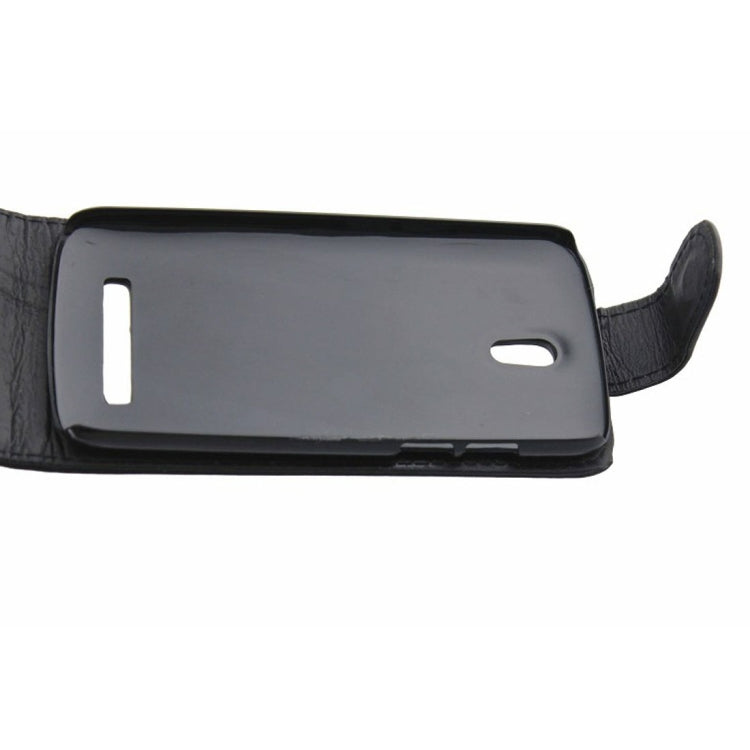 For HTC Desire 500 / 506e Vertical Flip Magnetic Snap Leather Case(Black)