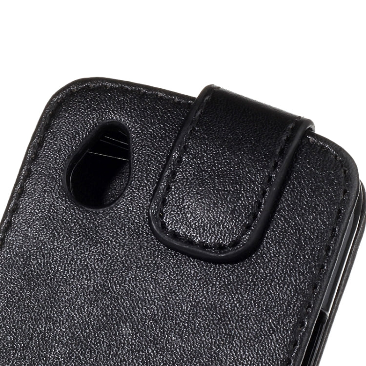 For HTC Desire V / T328W Vertical Flip Magnetic Snap Leather Case(Black)