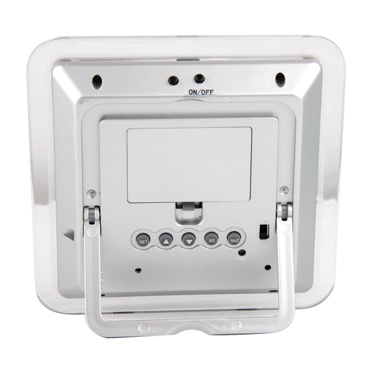 HD 1080P WiFi Pinhole Camera Mirror Clock, Real-time Video By Wifi Mobile Phones / Computer