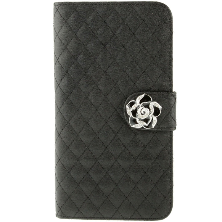 Plaid Texture Diamond Encrusted Flower Button Flip