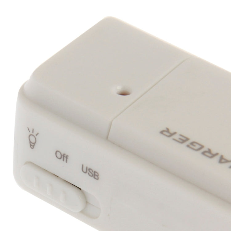 AA Batteries Emergency USB Charger with Flashlight