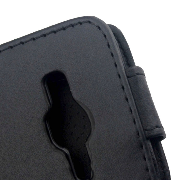Vertical Flip Magnetic Button Leather Case for Galaxy Core Prime / G360(Black)