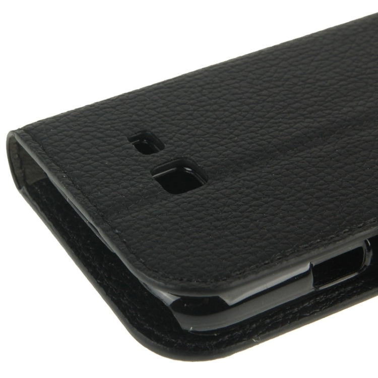 Litchi Texture Horizontal Flip Magnetic Buckle Leather Case with Card Slots & Wallet & Holder for Galaxy Trend Lite / S7390(Black)