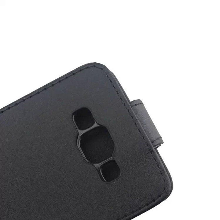 Vertical Flip Magnetic Snap Leather Case for Galaxy A7 / A700F(Black)