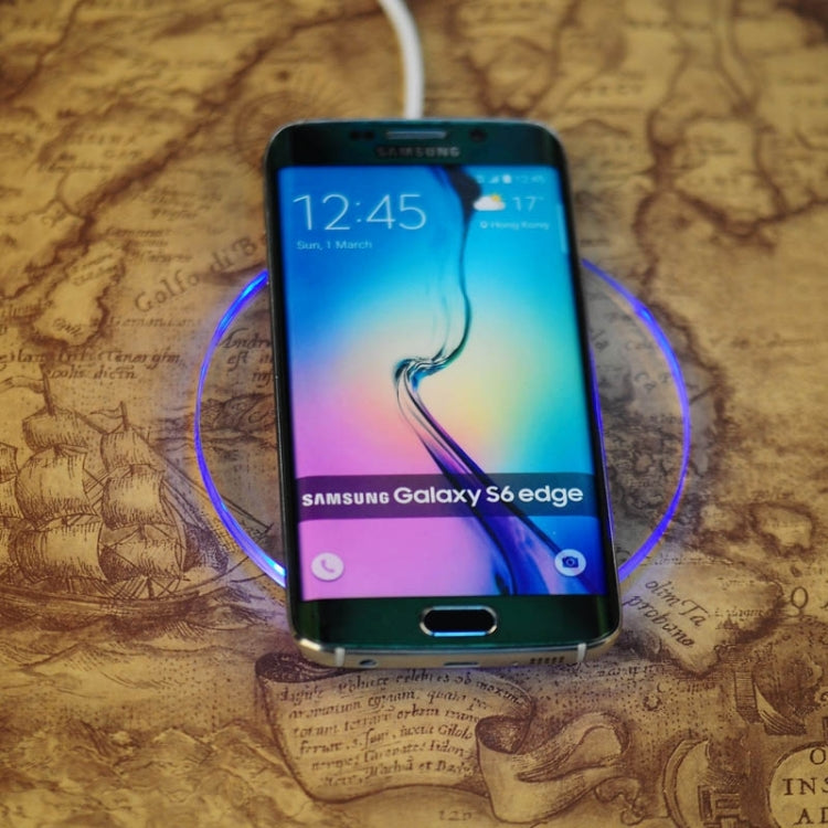 Itian A9 Qi Standard Circular Wireless Charger with LED Indicator  for iPhone 8 / 8 Plus / X &  Galaxy S7 Edge / S7 / S6 / S6 edge plus / Note 5 / Nokia / LG / HTC