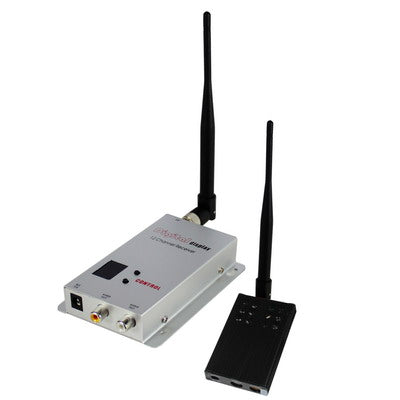 1.2GHz 2500mW 8 Channel Digital Wireless AV transmitter & receiver(Black)