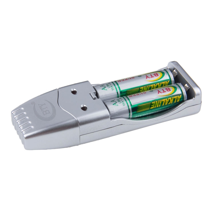 Mini USB Battery Charger for 2* AA / AAA Batteries(Silver)