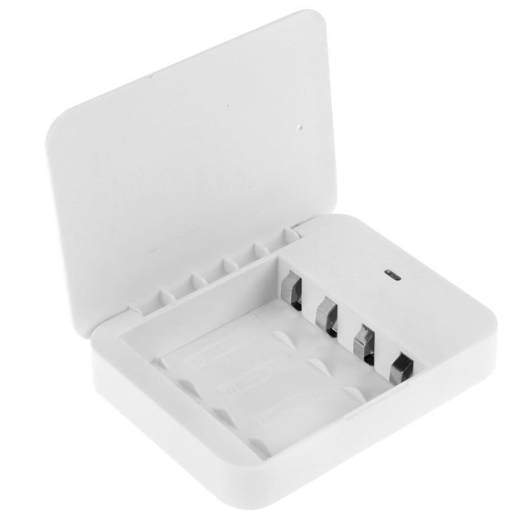 USB 2.0 4 x AA Batteries Box Portable Charger with Flashlight