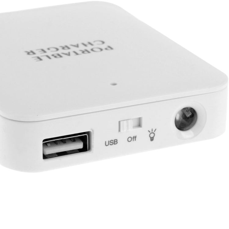 USB 2.0 4 x AA Batteries Box Portable Charger with Flashlight