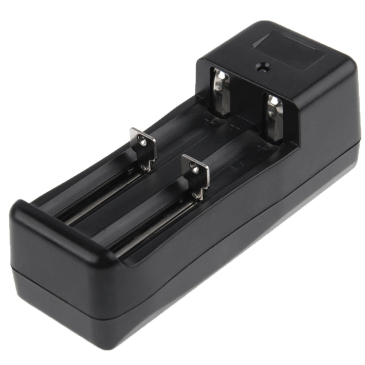 EU Plug 2 Slots Li-ion Battery Universal Charger for 18650 / 14500 / 10440 Rechargeable Batteries, Output: 4.2V/600mA