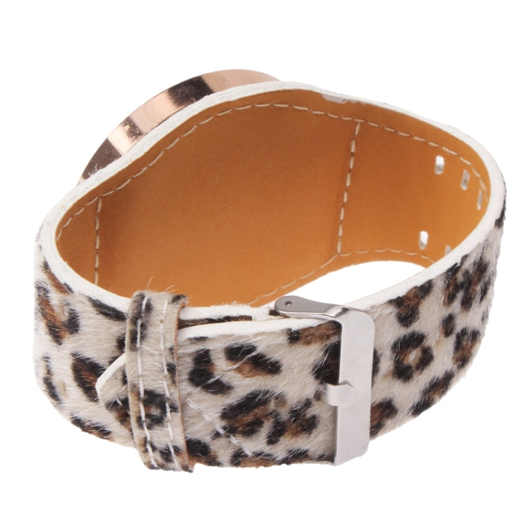 Fashion Leopard Pattern Quartz Watch with Wool Band