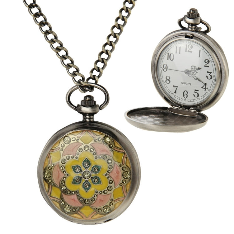 Retro Flower Pattern Quartz Movement Pocket Watch with Hanging Chain