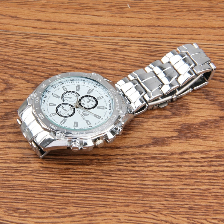 Round Dial 3 Decoration Dials Men Quartz Watch with Metal Band