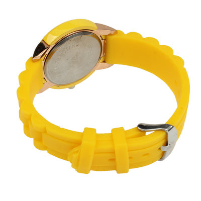 Stylish Butterfly Style Quartz Wrist Watch with Diamond Dial
