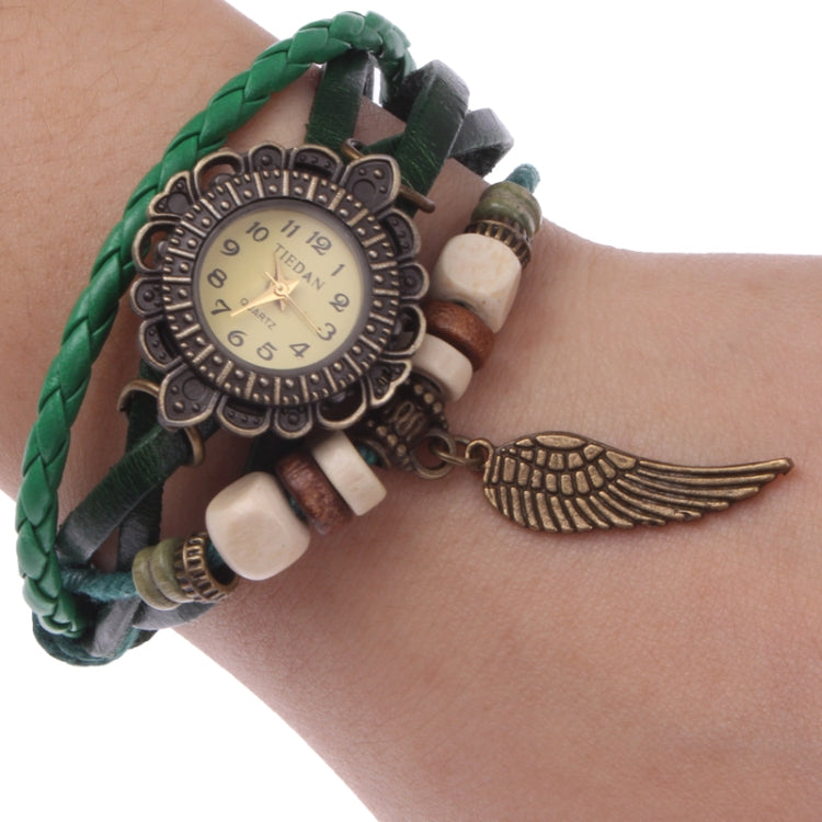 Retro Quartz Watch Wrist Watch with PU Leather Strap & Wing Style Pendant (Green)