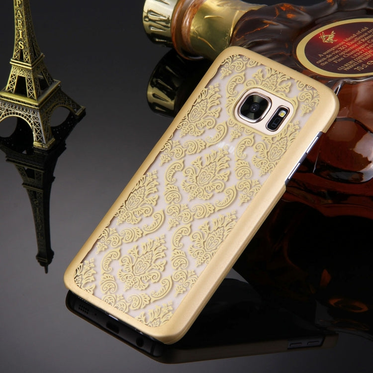 For Galaxy S7 Edge / G935 Retro Palace Embossed Flowers Pattern Protective Hard Case