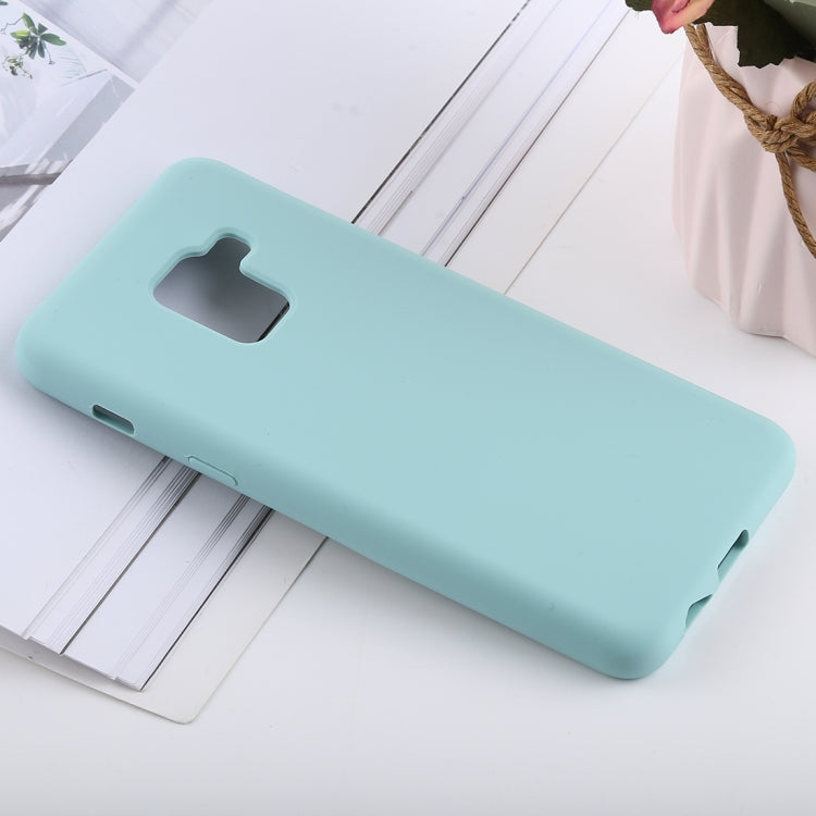 Solid Color Liquid Silicone Shockproof Soft Case for Galaxy A8