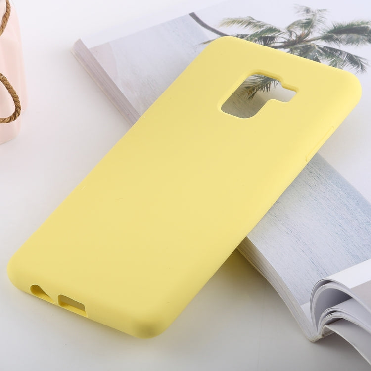 Solid Color Liquid Silicone Shockproof Soft Case for Galaxy A8+(2018)