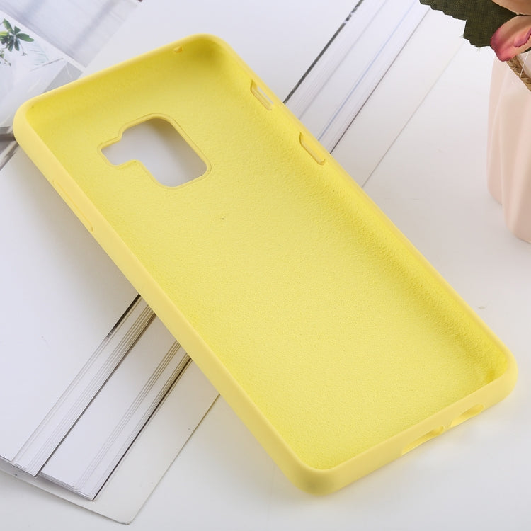 Solid Color Liquid Silicone Shockproof Soft Case for Galaxy A8+(2018)
