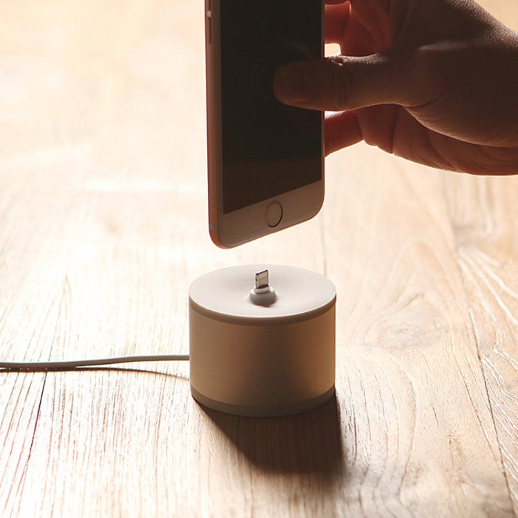 Charging Bracket Universal Metal Mobile Phone Holder Aluminum Alloy Mobile Phone Desktop Charging Base for iPhone