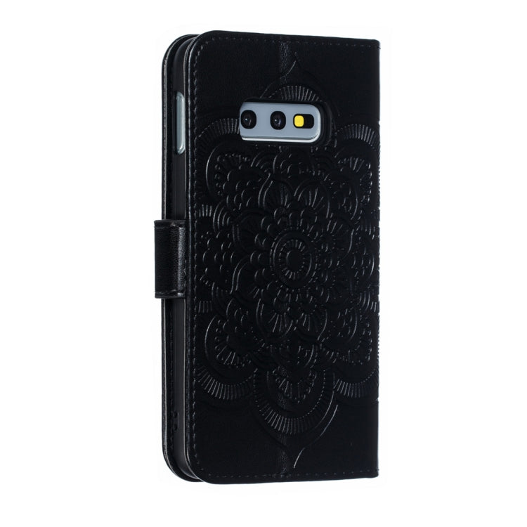 Mandala Embossing Pattern Horizontal Flip Leather Case for Galaxy S10e, with Holder & Card Slots & Wallet & Photo Frame