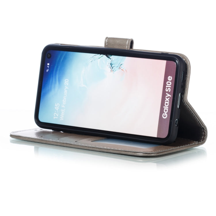 Mandala Embossing Pattern Horizontal Flip Leather Case for Galaxy S10e, with Holder & Card Slots & Wallet & Photo Frame