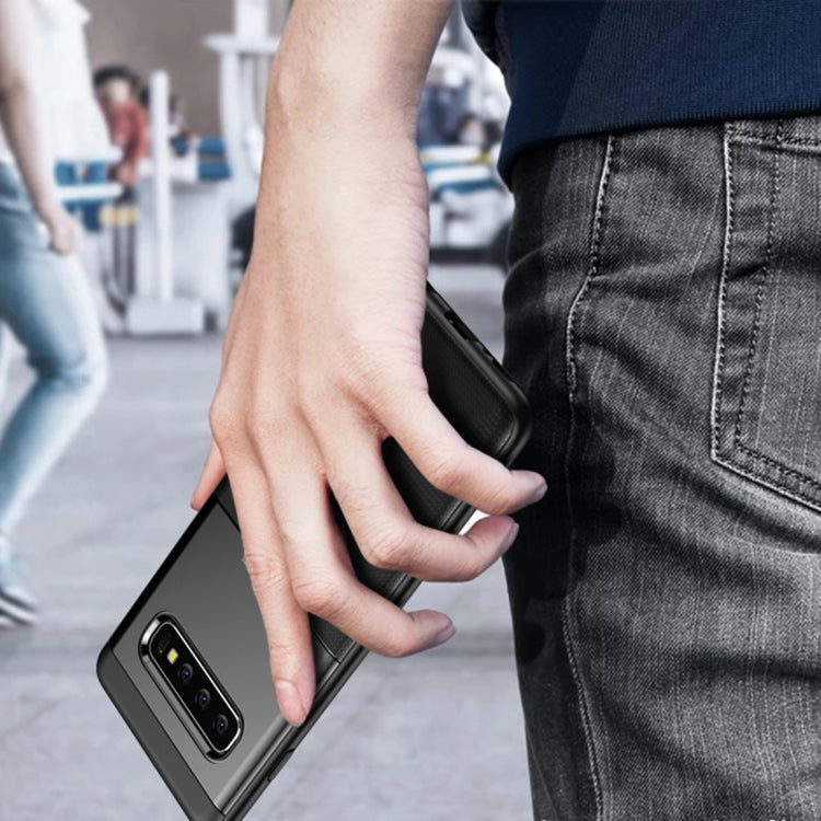UNBREANK Carbon Fiber Texture PC + TPU Invisible Airbag Shockproof Protective Case for Galaxy S10(Black)