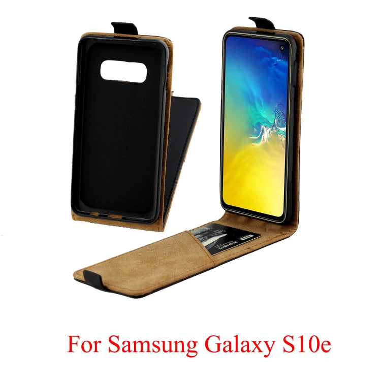 Business Style Vertical Flip TPU Leather Case with Card Slot for Galaxy S10e(Black)