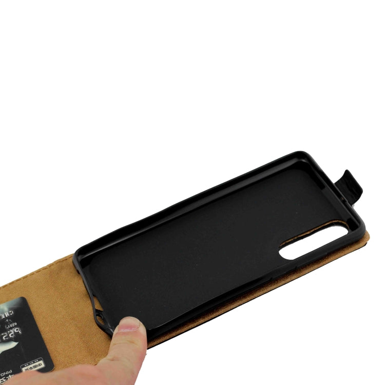 Business Style Vertical Flip TPU Leather Case with Card Slot for Huawei P30(Black)