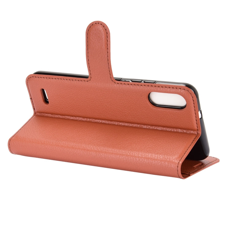 For LG K22 Litchi Texture Horizontal Flip Protective Case with Holder & Card Slots & Wallet