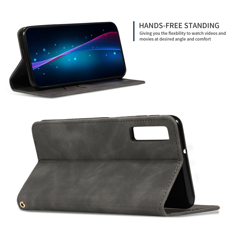 Retro Skin Feel Business Magnetic Horizontal Flip Leather Case for Samsung Galaxy A7 2018