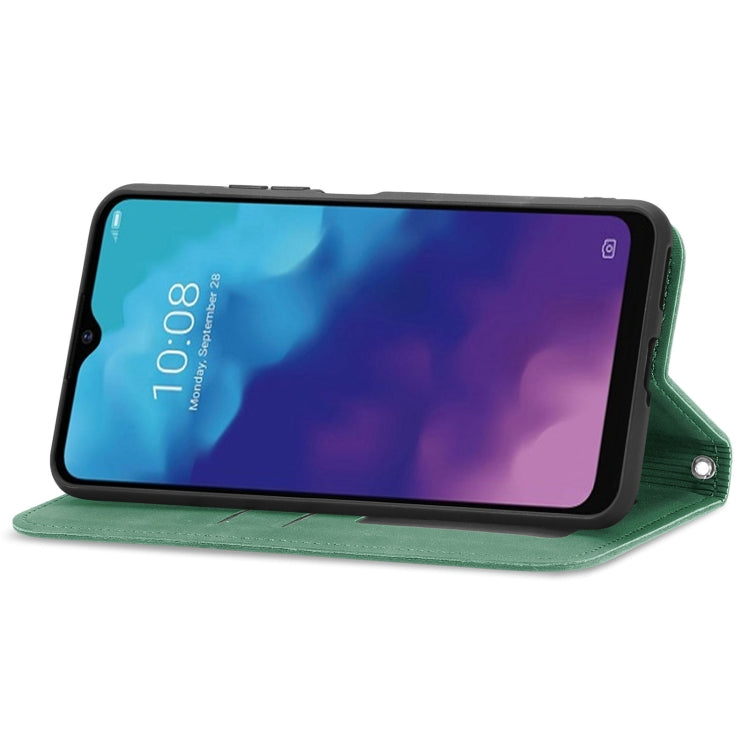 For ZTE V30 VITA Retro Skin Feel Business Magnetic Horizontal Flip Leather Case With Holder & Card Slots & Wallet & Photo Frame