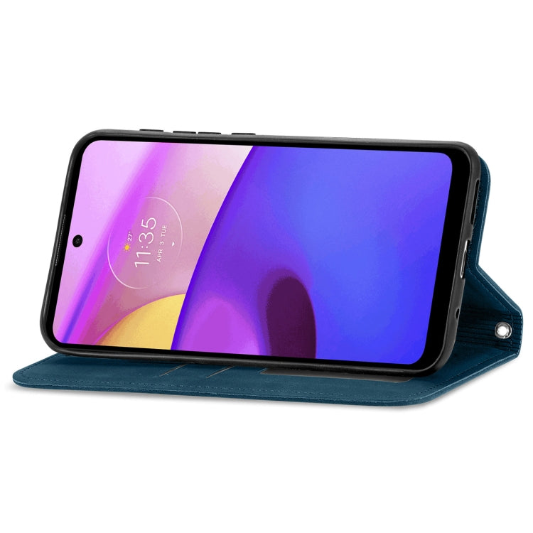 For Motorola Moto E40 Retro Skin Feel Magnetic Horizontal Flip Leather Case