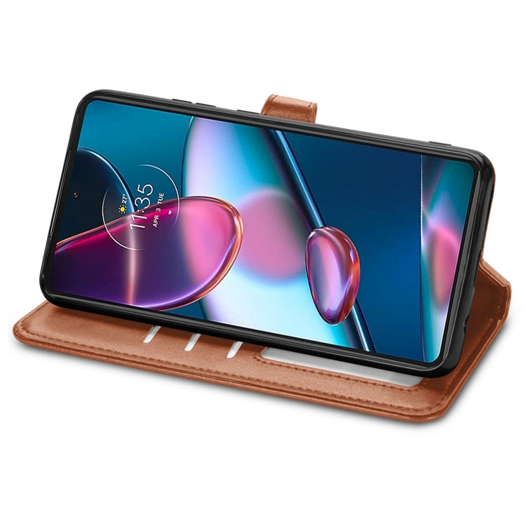 For Motorola Edge 30 Pro Retro Solid Color Buckle Leather Phone Case